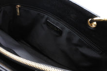 Load image into Gallery viewer, CHANEL シャネル チェーントートバッグ GST ブラック キャビアスキン A50995 ココマーク ブラック ゴールド金具 美品 中古 4b011231