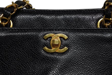 Load image into Gallery viewer, CHANEL シャネル チェーン トートバッグ ブラック キャビアスキン 5番台 ココマーク ロゴ ゴールド金具 美品 中古 4b011232