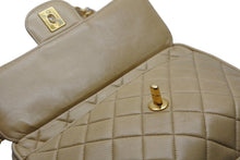 Load image into Gallery viewer, CHANEL シャネル マトラッセ 23 フリンジ チェーンショルダーバッグ イエロー ベージュ ラムスキン ゴールド金具 美品 中古 4b011240