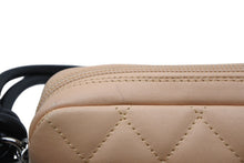 Load image into Gallery viewer, 極美品 CHANEL シャネル カンボンライン ボーリングバッグ ワンショルダーバッグ 9番台 ココマーク ベージュ ブラック 中古 4b011248