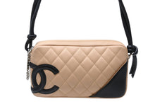 Load image into Gallery viewer, 極美品 CHANEL シャネル カンボンライン ボーリングバッグ ワンショルダーバッグ 9番台 ココマーク ベージュ ブラック 中古 4b011248