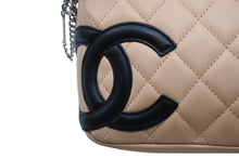 Load image into Gallery viewer, 極美品 CHANEL シャネル カンボンライン ボーリングバッグ ワンショルダーバッグ 9番台 ココマーク ベージュ ブラック 中古 4b011248