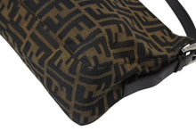 Load image into Gallery viewer, FENDI フェンディ マンマバケット ハンドバッグ 26566 ズッカ柄 ブラウン レザー ナイロンキャンバス シルバー金具 美品 中古 4c011260