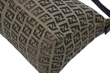 Load image into Gallery viewer, FENDI フェンディ ハンドバッグ 8N0005 ズッキーノ柄 総柄 キャンバス レザー ベージュ ブラウン ガンメタ金具 美品 中古 4b011262