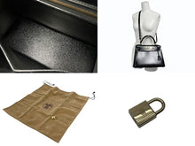 Load image into Gallery viewer, 極美品 HERMES エルメス ケリー28 外縫い ブラック ◻︎A刻印 カーフスキン ゴールド金具 ハンドバッグ 中古 4b011268