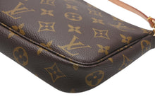 Load image into Gallery viewer, 極美品 LOUIS VUITTON ルイヴィトン ポシェット アクセソワール アクセサリーポーチ M51980 モノグラム ブラウン レザー PVC 中古 4b011270