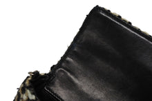 Load image into Gallery viewer, 極美品 CHANEL シャネル イーストウェスト シングル ワンショルダーバッグ 7番台 ブラック ホワイト ベージュ ツイード シルバー金具 中古 4b011273