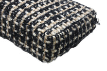 Load image into Gallery viewer, 極美品 CHANEL シャネル イーストウェスト シングル ワンショルダーバッグ 7番台 ブラック ホワイト ベージュ ツイード シルバー金具 中古 4b011273