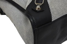 Load image into Gallery viewer, BALENCIAGA バレンシアガ Giant City ジャイアント シティ 2WAYバッグ 173084 ホワイト ブラック シルバー金具 美品 中古 4b011274