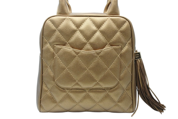 新品同様 CHANEL シャネル ハンドバッグ 9番台 キャビアスキン ココマーク フリンジ ゴールド ゴールド金具 中古 4b011275