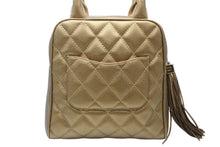 Load image into Gallery viewer, 新品同様 CHANEL シャネル ハンドバッグ 9番台 キャビアスキン ココマーク フリンジ ゴールド ゴールド金具 中古 4b011275