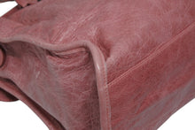 Load image into Gallery viewer, BALENCIAGA バレンシアガ Giant City ジャイアント シティ 2WAYバッグ 173084 ピンク ブラック金具 美品 中古 4b011278