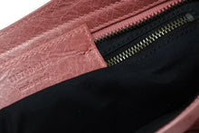 Load image into Gallery viewer, BALENCIAGA バレンシアガ Giant City ジャイアント シティ 2WAYバッグ 173084 ピンク ブラック金具 美品 中古 4b011278