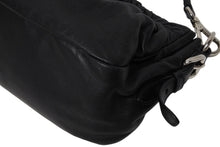 Load image into Gallery viewer, PRADA プラダ ミニワンショルダーバッグ ブラック ラムスキン ブラック イタリア製 シルバー金具 美品 中古 4b011281
