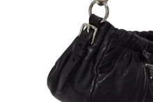 Load image into Gallery viewer, PRADA プラダ ミニワンショルダーバッグ ブラック ラムスキン ブラック イタリア製 シルバー金具 美品 中古 4b011281