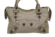 Load image into Gallery viewer, BALENCIAGA バレンシアガ ジャイアント シティ 2WAYバッグ 173084 ベージュ ピンクゴールド金具 イタリア製 美品 中古 4b011282