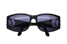 Load image into Gallery viewer, CHANEL シャネル サングラス アイウェア 02461 94305 ココマーク ラインストーン ブラック ゴールド クリア 美品 中古 4b011285