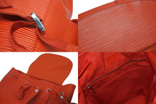 Load image into Gallery viewer, 極美品 LOUIS VUITTON ルイヴィトン クリストファーMM バックパック リュック M23764 エピ XLレザー レッド シルバー金具 中古 4b011304
