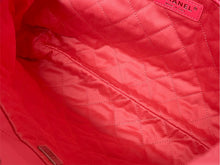Load image into Gallery viewer, 新品未使用 CHANEL シャネル CHANEL 22 スモール ハンドバッグ AS3260 ランダム番台 ココマーク シャイニーカーフスキン ピンク 中古 4b011318