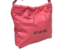 Load image into Gallery viewer, 新品未使用 CHANEL シャネル CHANEL 22 スモール ハンドバッグ AS3260 ランダム番台 ココマーク シャイニーカーフスキン ピンク 中古 4b011318