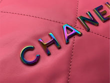 Load image into Gallery viewer, 新品未使用 CHANEL シャネル CHANEL 22 スモール ハンドバッグ AS3260 ランダム番台 ココマーク シャイニーカーフスキン ピンク 中古 4b011318