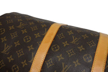 Load image into Gallery viewer, 極美品 LOUIS VUITTON ルイヴィトン キーポル バンドリエール55 ボストンバッグ M41414 モノグラム ブラウン 中古 4b011331