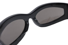 Load image into Gallery viewer, BOTTEGAVENETA ボッテガヴェネタ サングラス アイウェア BV1089S サイズ62□20-115 ブラック アセテート 美品 中古 4b011333