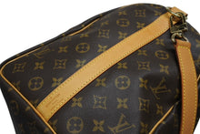 Load image into Gallery viewer, LOUIS VUITTON ルイヴィトン キーポル バンドリエール50 ボストンバッグ M41416 モノグラム PVC レザー 美品 中古 4b011396