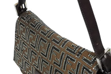 画像をギャラリービューアに読み込む, 極美品 FENDI フェンディ マンマバケット ワンショルダーバッグ 26325 ズッカ柄 ラインストーン ブラウン シルバー金具 中古 4b010194