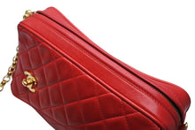 Load image into Gallery viewer, CHANEL シャネル チェーンショルダーバッグ 2番台 ラムスキン ココマーク レッド フリンジ付き ゴールド金具 美品 中古 4b011578