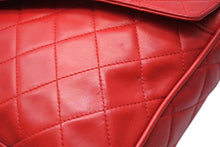 Load image into Gallery viewer, CHANEL シャネル チェーンショルダーバッグ 2番台 ラムスキン ココマーク レッド フリンジ付き ゴールド金具 美品 中古 4b011578
