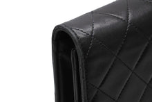 Load image into Gallery viewer, CHANEL シャネル Sフラップ チェーンショルダーバッグ 2番台 ラムスキン ココマーク ブラック ゴールド金具 美品 中古 4b011356
