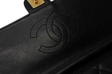 Load image into Gallery viewer, CHANEL シャネル Sフラップ チェーンショルダーバッグ 2番台 ラムスキン ココマーク ブラック ゴールド金具 美品 中古 4b011356