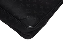 Load image into Gallery viewer, 極美品 LOUIS VUITTON ルイヴィトン リトル ブローニュ ハンドバッグ M92142 モノグラム サテン ブラック 中古 4b011360