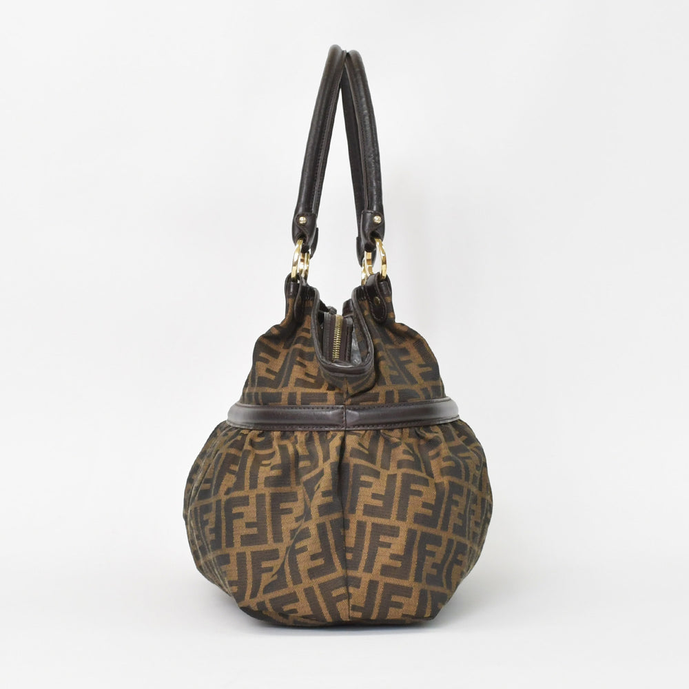 極美品 FENDI フェンディ ハンドバッグ 8BH186 ズッカ柄 総柄 キャンバス レザー ブラウン ゴールド金具 中古 4b011363