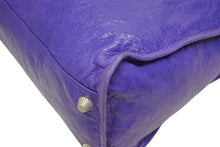 Load image into Gallery viewer, BALENCIAGA バレンシアガ Giant City ジャイアント シティ 2WAYバッグ 177287 レザー パープル シルバー金具 美品 中古 4b011367