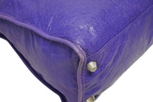 Load image into Gallery viewer, BALENCIAGA バレンシアガ Giant City ジャイアント シティ 2WAYバッグ 177287 レザー パープル シルバー金具 美品 中古 4b011367