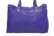 Load image into Gallery viewer, BALENCIAGA バレンシアガ Giant City ジャイアント シティ 2WAYバッグ 177287 レザー パープル シルバー金具 美品 中古 4b011367
