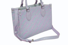 Load image into Gallery viewer, LOUIS VUITTON ルイヴィトン オンザゴーPM 2WAYバッグ M46067 モノグラム アンプラント ブルー ピンク シルバー金具 美品 中古 4b011597