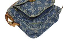 Load image into Gallery viewer, LOUIS VUITTON ルイヴィトン カメラ バッグ ショルダーバッグ M95348 モノグラム デニム インディゴブルー ゴールド金具 美品 中古 4b011377