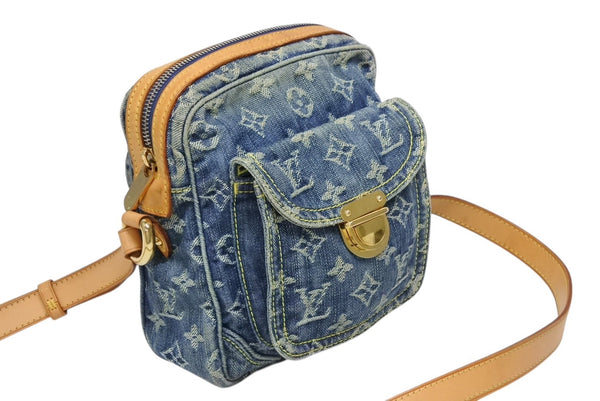 LOUIS VUITTON ルイヴィトン カメラ バッグ ショルダーバッグ M95348 モノグラム デニム インディゴブルー ゴールド金具 美品 中古 4b011377