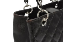 Load image into Gallery viewer, CHANEL シャネル Shoulder Bag ショルダーバッグ キャビアスキン トートバッグ 美品 中古 4b011349