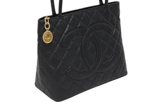 Load image into Gallery viewer, 極美品 CHANEL シャネル 復刻トート トートバッグ A01804 8番台 ココマーク キャビアスキン ブラック ゴールド金具 中古 4b011383