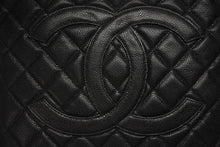 Load image into Gallery viewer, 極美品 CHANEL シャネル 復刻トート トートバッグ A01804 8番台 ココマーク キャビアスキン ブラック ゴールド金具 中古 4b011383