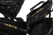 Load image into Gallery viewer, 極美品 BALENCIAGA バレンシアガ ハンドバッグ ジャイアントミニシティ ショルダーバッグ ブラック ラムスキン 309544 ゴールド金具 中古 4b011365