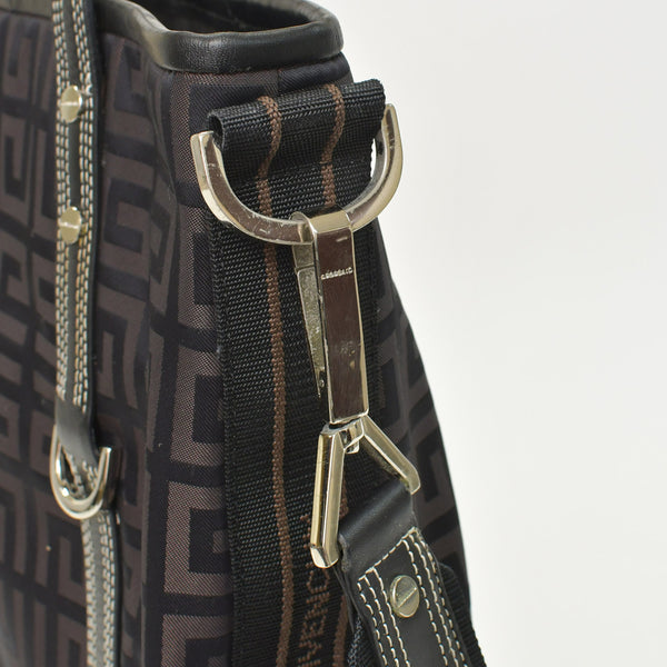 極美品 Givenchy ジバンシー ４Gロゴ ナイロン 2WAY トートバッグ SI0063 ブラウン ナイロン レザー シルバー金具 中古 4b011395
