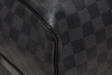 Load image into Gallery viewer, 極美品 LOUIS VUITTON ルイヴィトン キーポルバンドリエール55 ボストンバッグ N41413 ダミエグラフィット ブラック 中古 4b011406