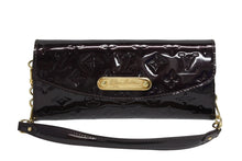 Load image into Gallery viewer, 極美品 LOUIS VUITTON ルイヴィトン サンセット ブルーバード ワンショルダーバッグ M93542 モノグラム ヴェルニ アマラント 中古 4b011390