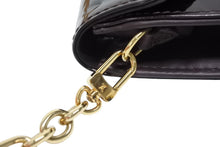 Load image into Gallery viewer, 極美品 LOUIS VUITTON ルイヴィトン サンセット ブルーバード ワンショルダーバッグ M93542 モノグラム ヴェルニ アマラント 中古 4b011390