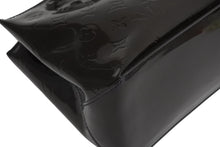 Load image into Gallery viewer, 極美品 LOUIS VUITTON ルイヴィトン ウィルシャーPM ハンドバッグ M93641 ブラウン アマラント エナメル モノグラムヴェルニ ゴールド金具 中古 4b011401